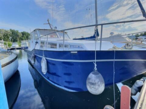 Ma nuit insolite sur un bateau